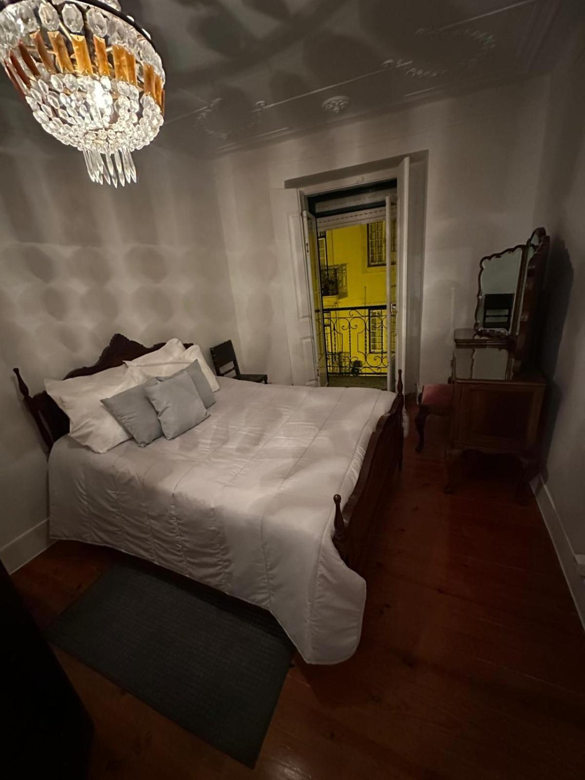Lisboa Principe Real Home - Casa De Hospedes الغرفة الصورة